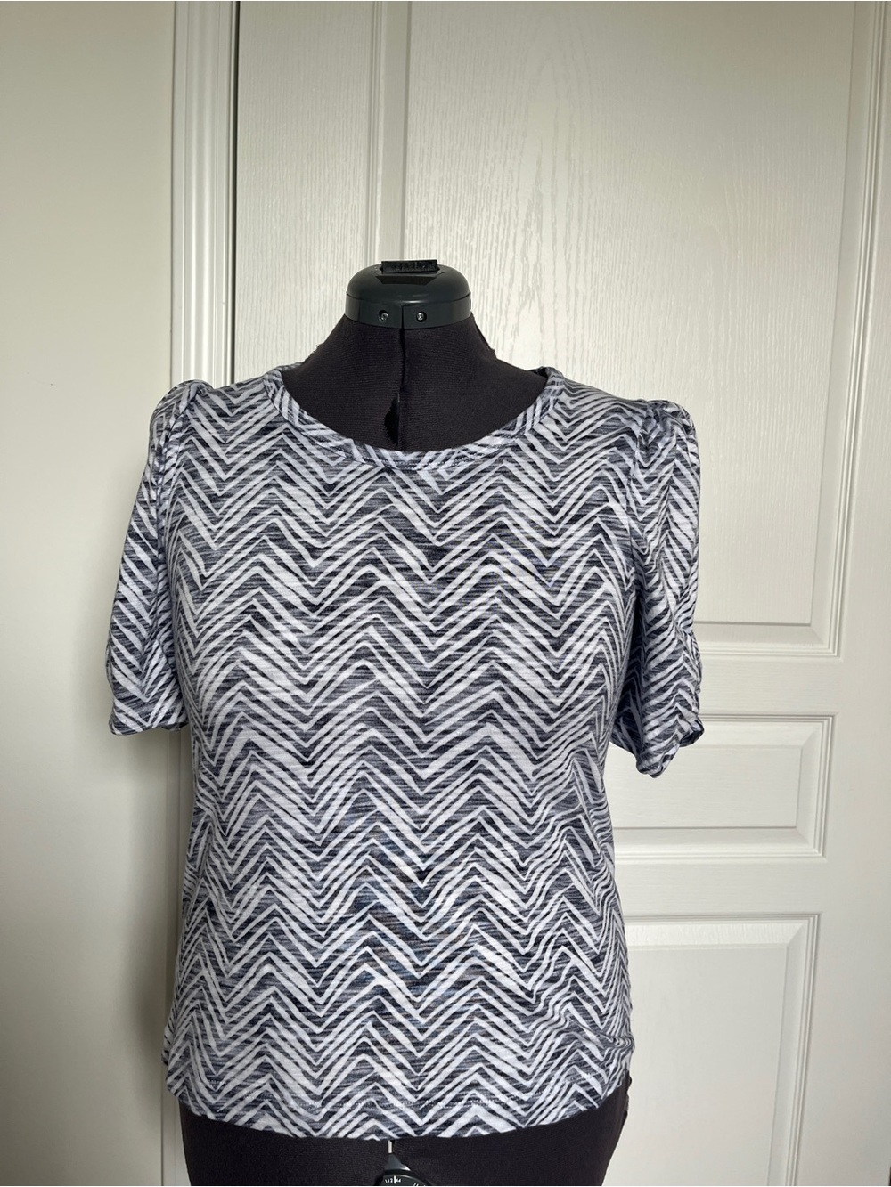 Chico's Black and White Chevron Short-Sleeve Tee